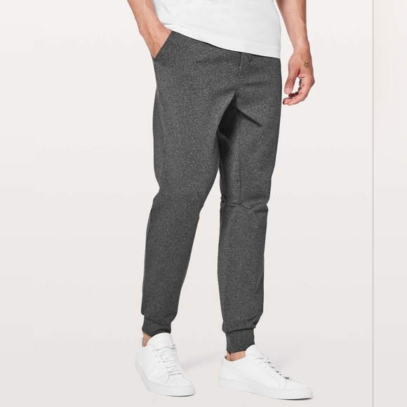 Lululemon mens Intent Jogger 30 Heathered Black Size Large Read